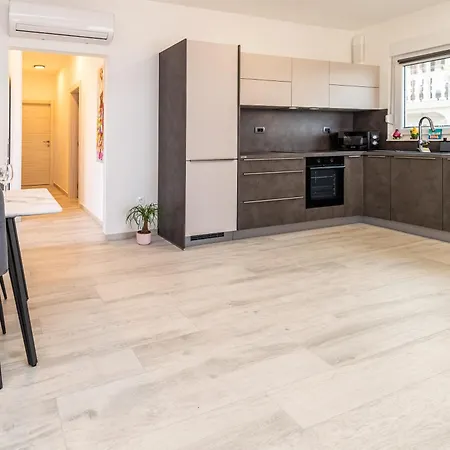 Krtica 2 ורבניק