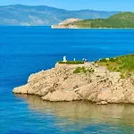 Krtica 2 * Vrbnik (Primorje-Gorski Kotar)